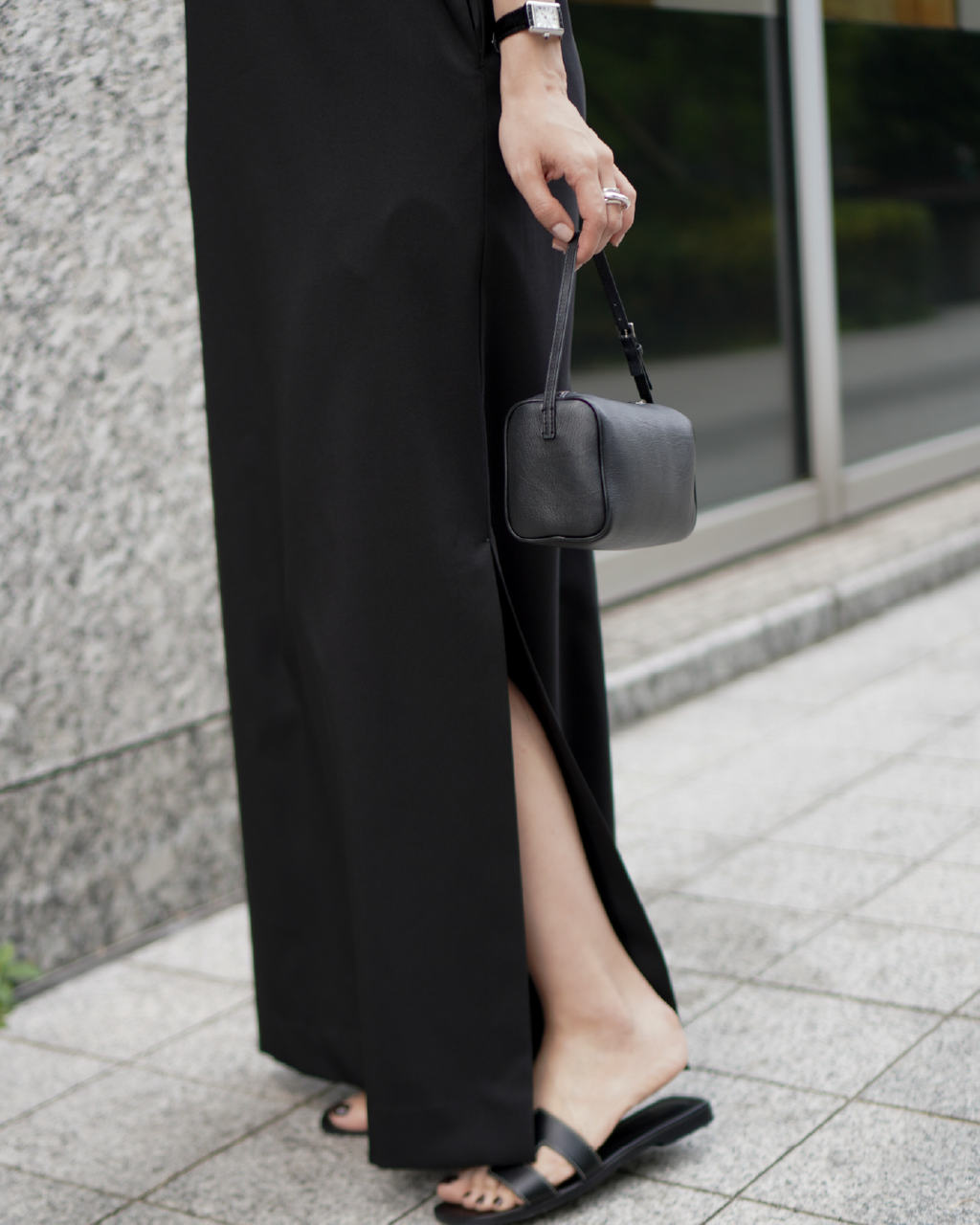 【Pre order】 Essential Dress （Black）