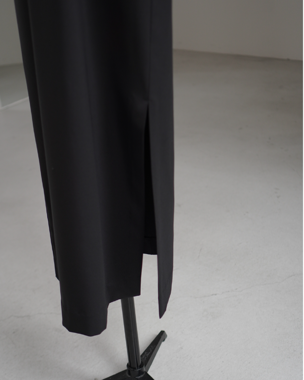 【Pre order】 Essential Dress （Black）