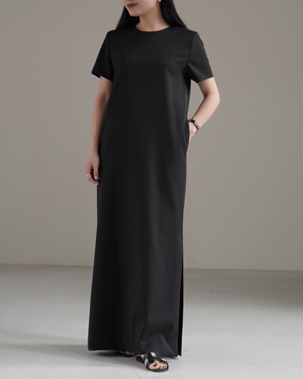 【Pre order】 Essential Dress （Black）