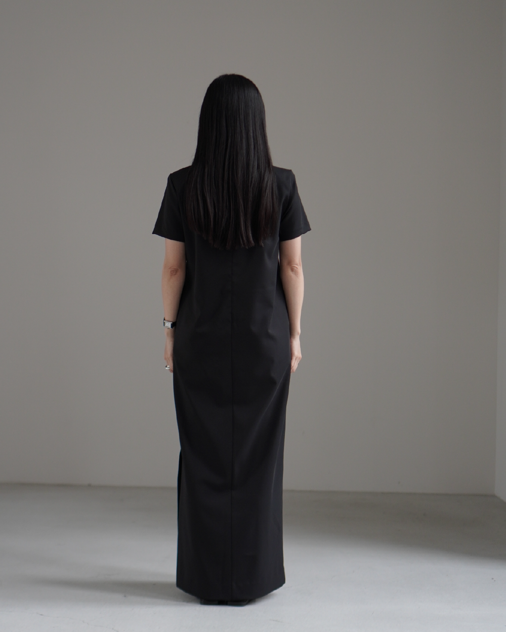 【Pre order】 Essential Dress （Black）