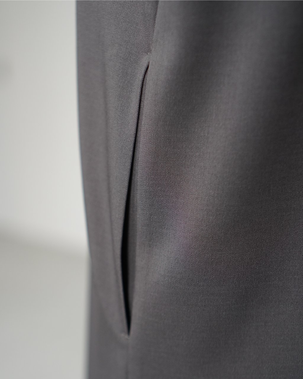 【Pre order】 Essential Dress （Charcoal）