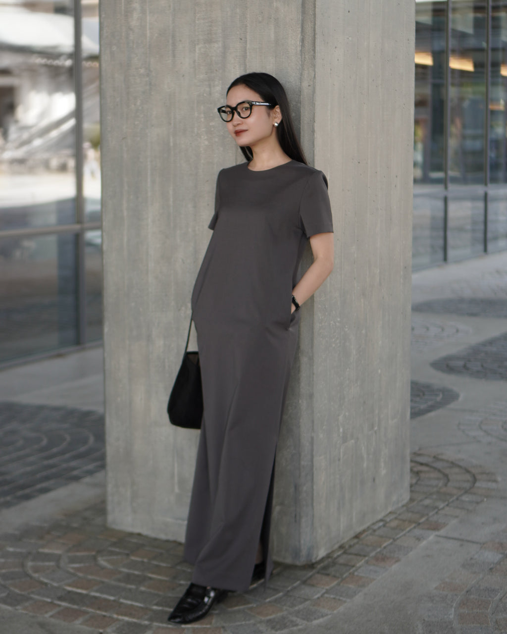 【Pre order】 Essential Dress （Charcoal）