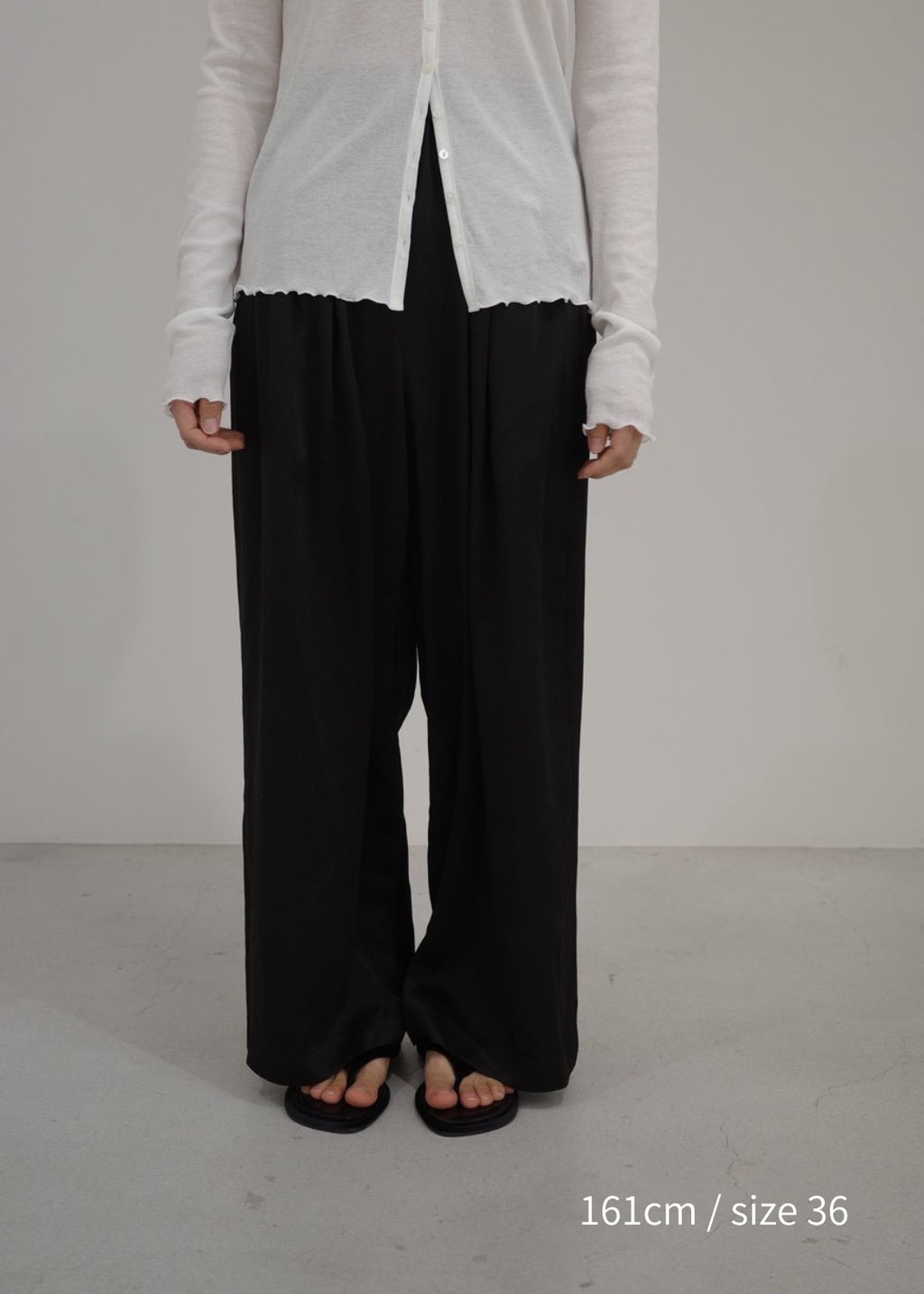 【Pre Order】Satin tuck wide pants