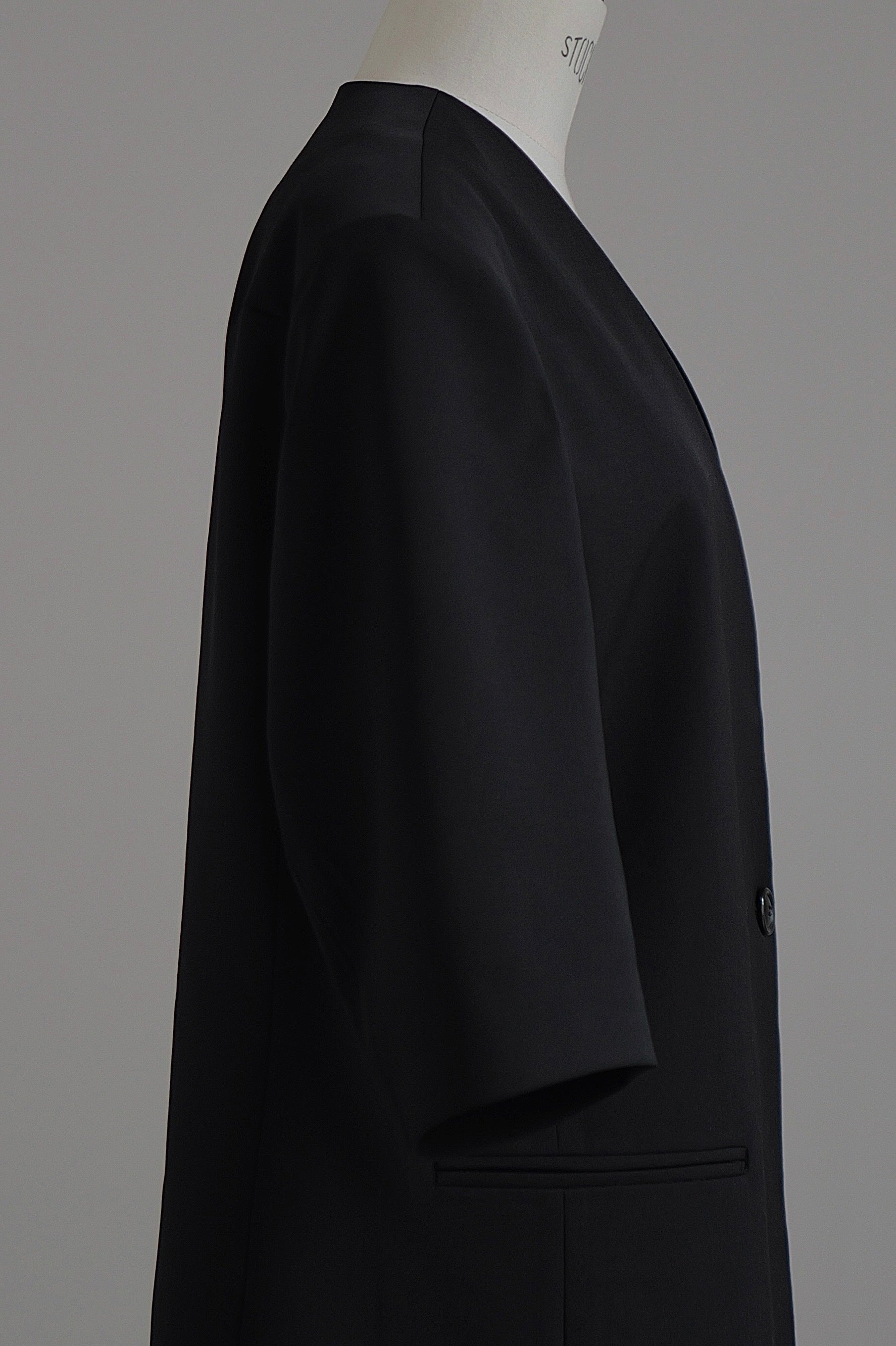 【Pre Order】Commoda Half-Sleeve Jacket