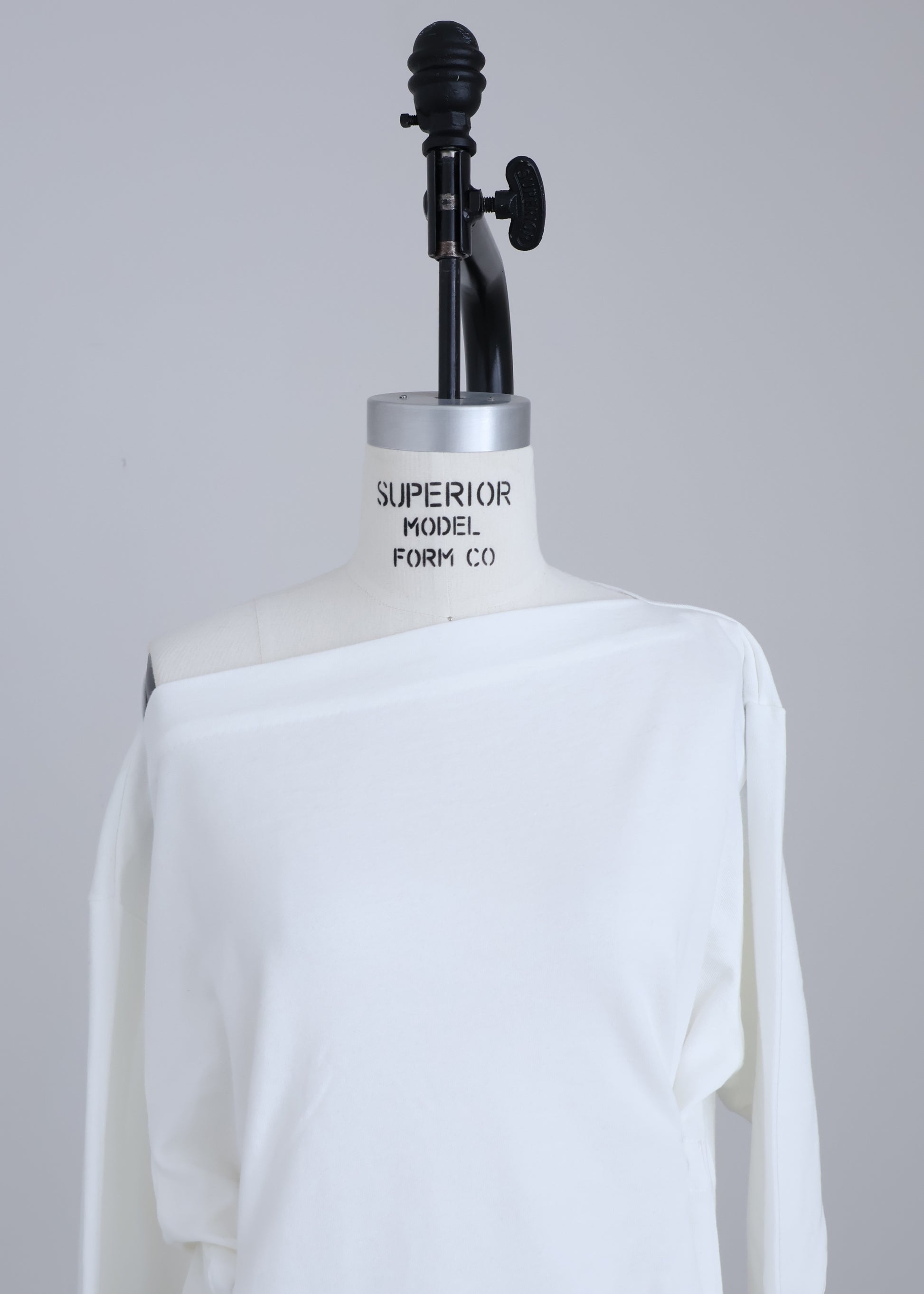 【Pre Order】 Snap Detail Top (Black)