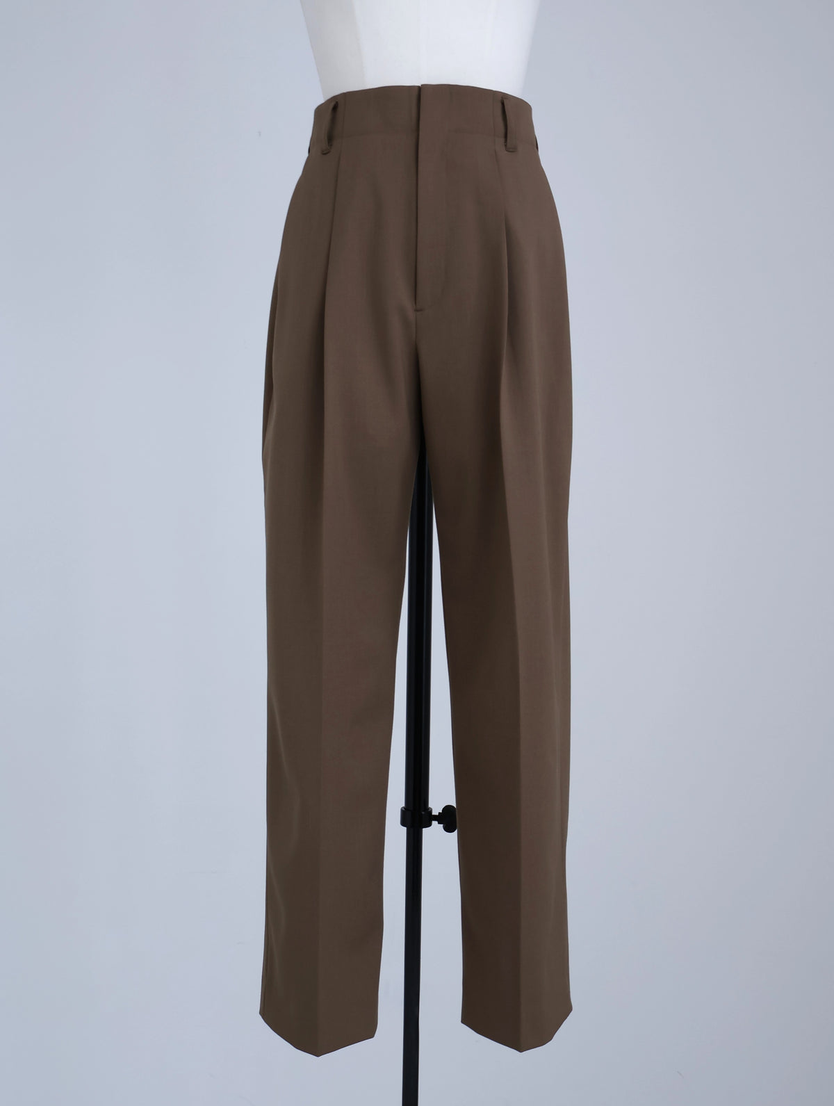 【Pre Order】 Sculpted Wide Trousers (Khaki)