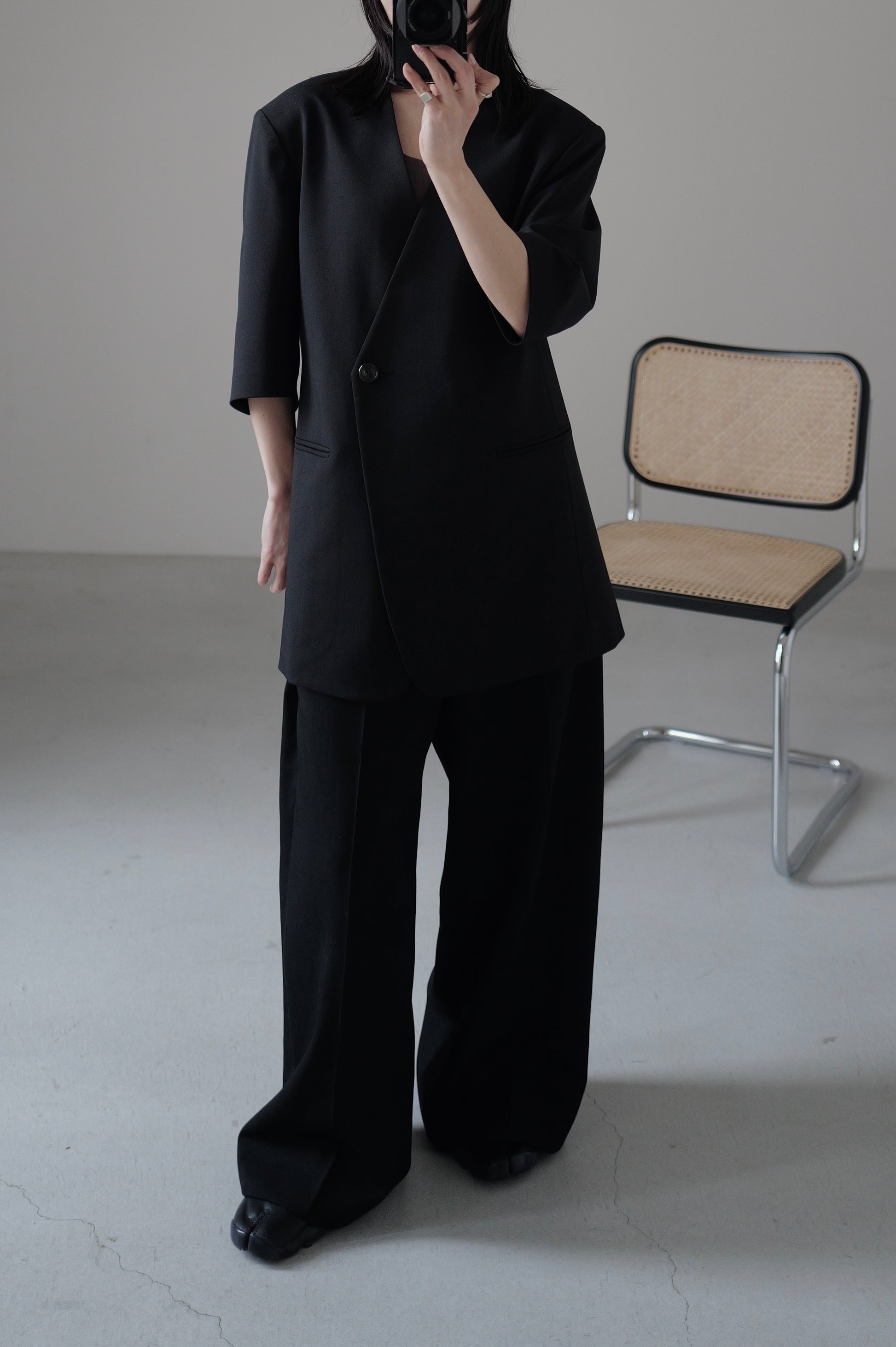 【Pre Order】Commoda Half-Sleeve Jacket