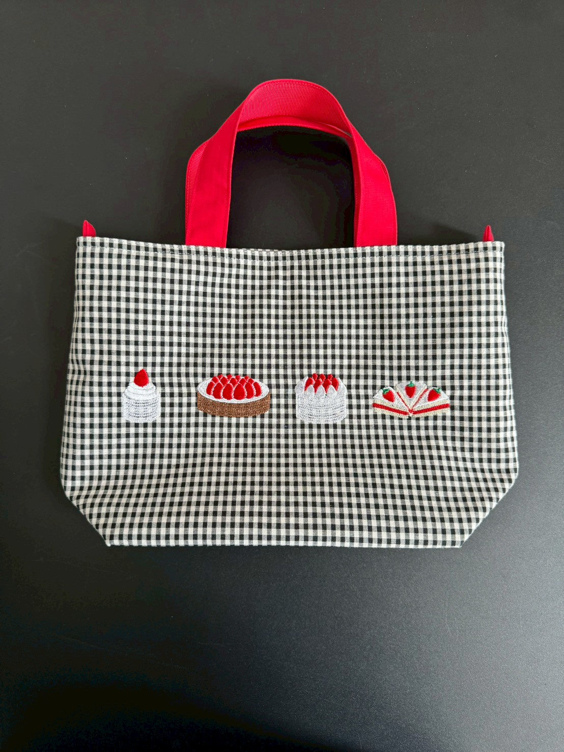 【Pre Order】🍰Strawberry Picnic Lunch Bag