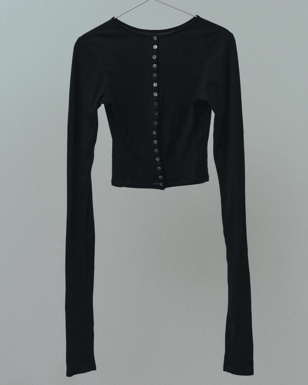 【Pre Order】Reframed Sleeve Top (Black)