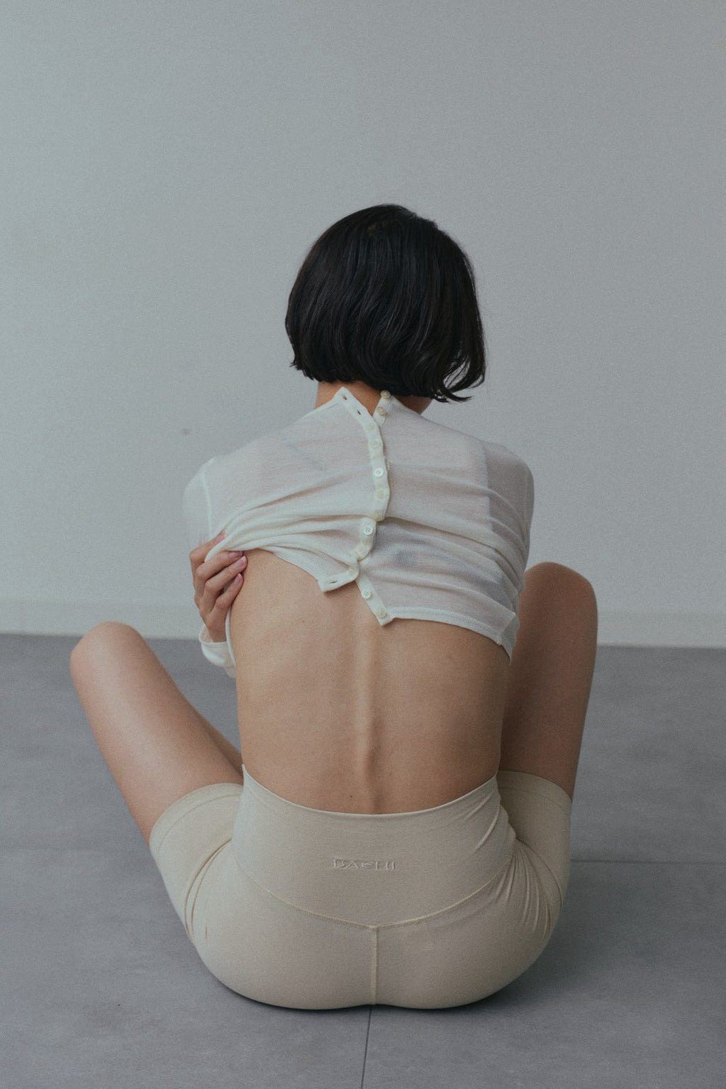 【Pre Order】Reframed Sleeve Top (Ivory)
