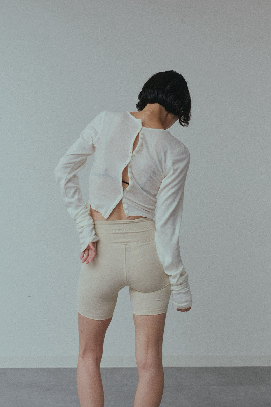 【Pre Order】Reframed Sleeve Top (Ivory)
