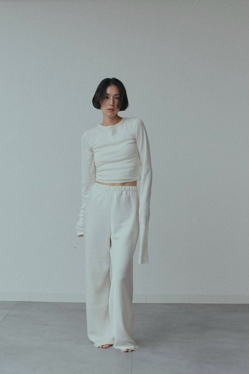 【Pre Order】Reframed Sleeve Top (Ivory)