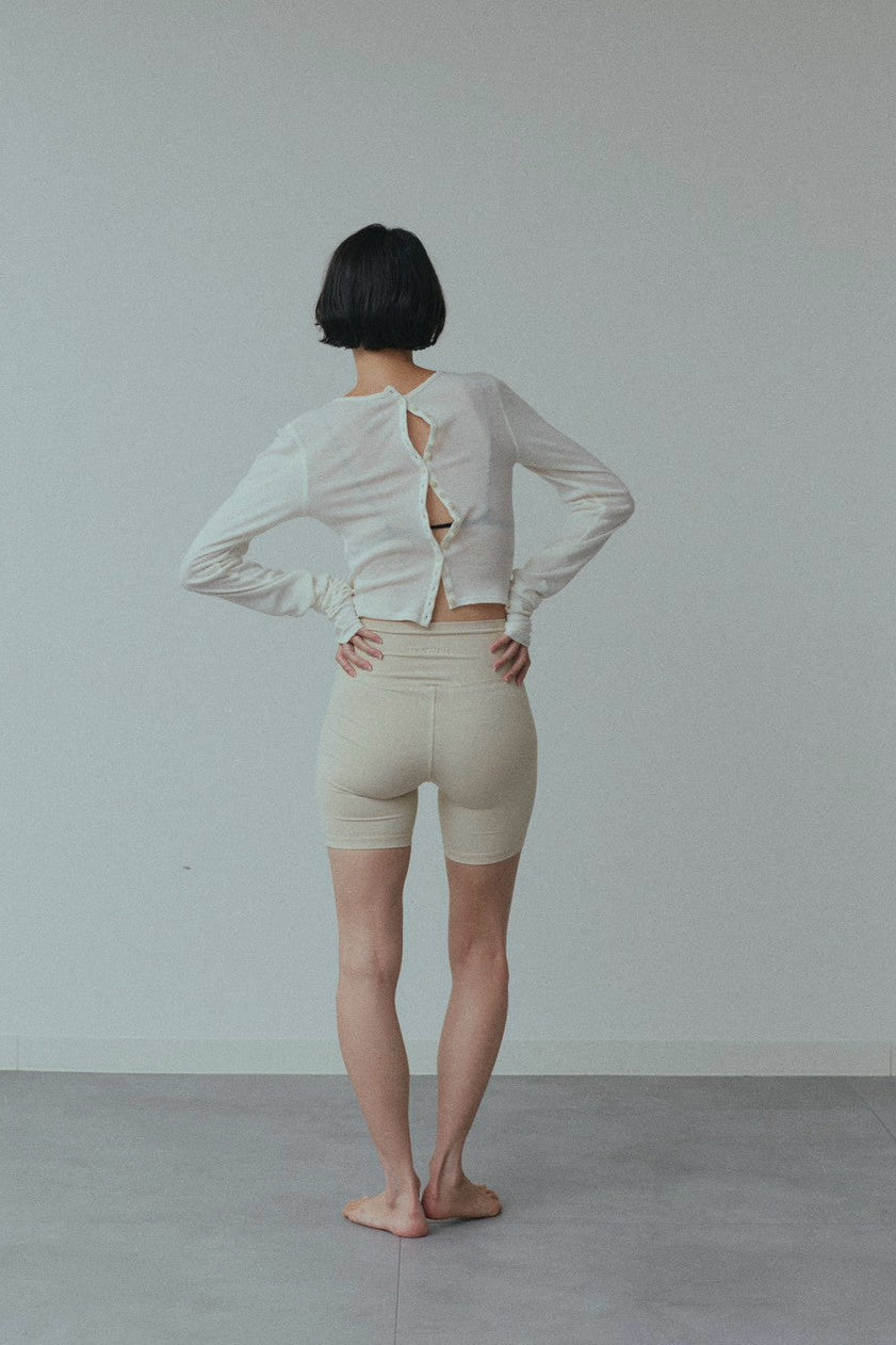 【Pre Order】Reframed Sleeve Top (Ivory)