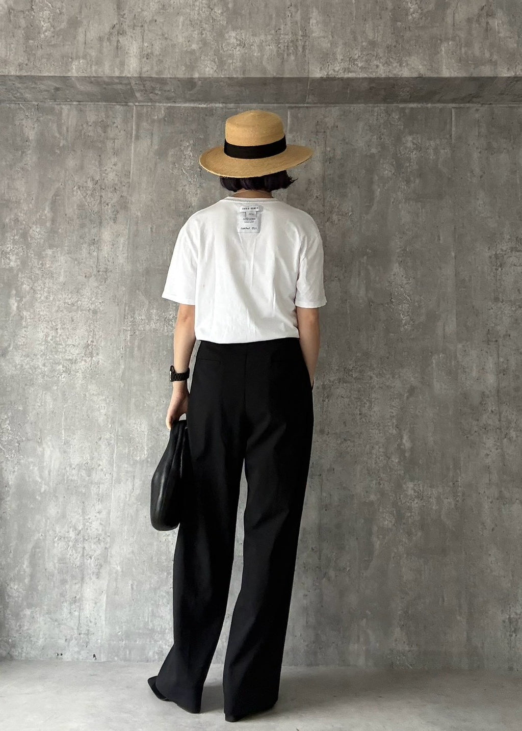 【Pre Order】 Wide Tuck Trousers (Black)