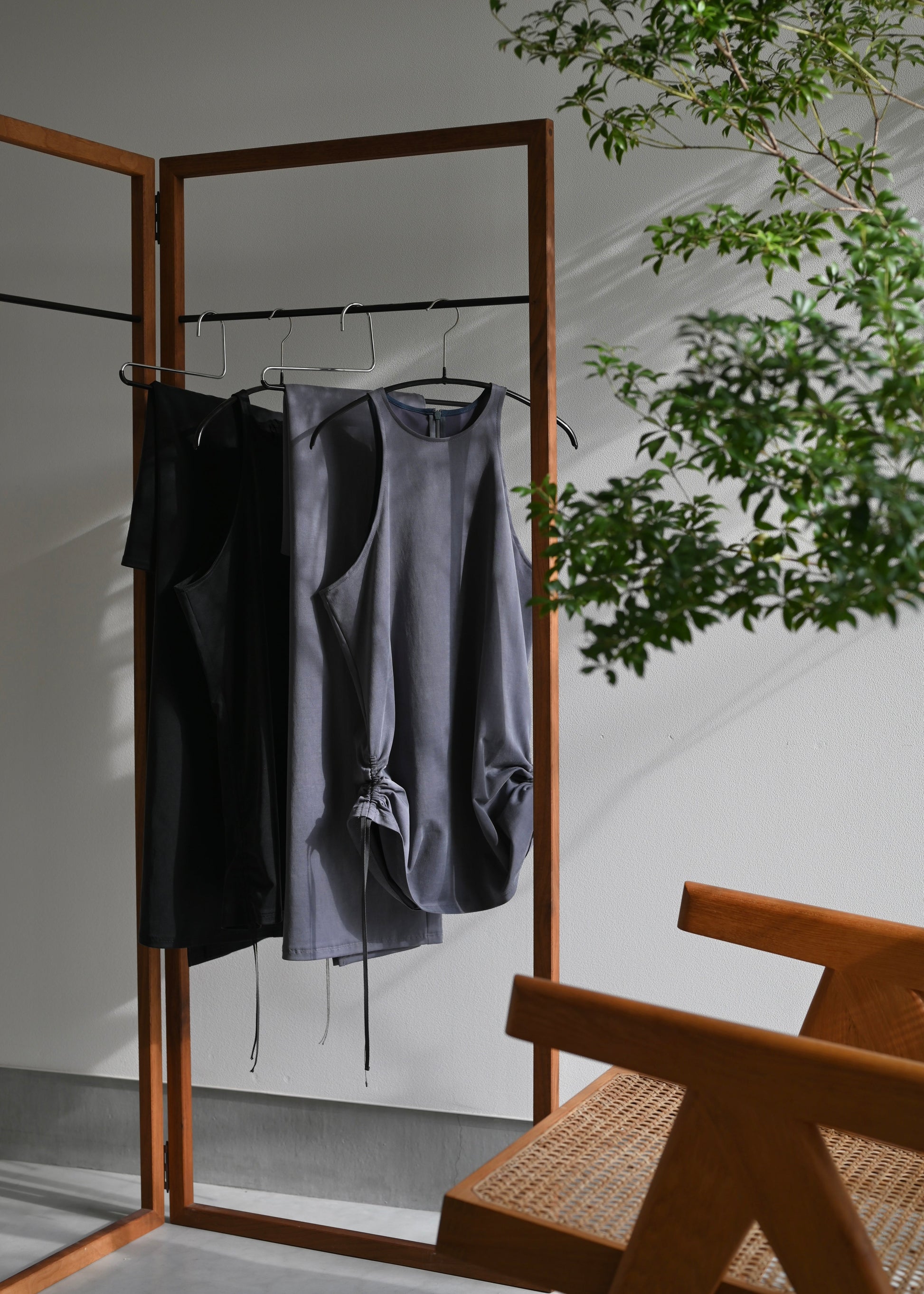 【Pre Order】 Shirring Halter Top
