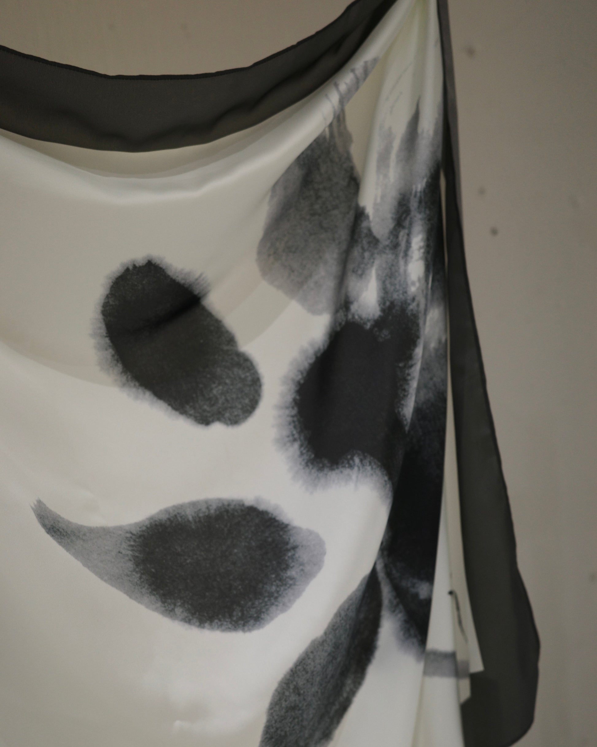 【Pre order】HAJIMARI （Scarf）