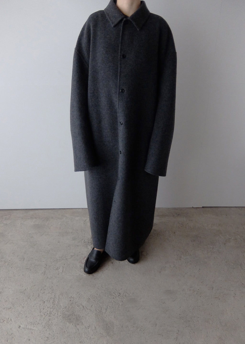 【Pre Order】Essone Coat (Charcoal)