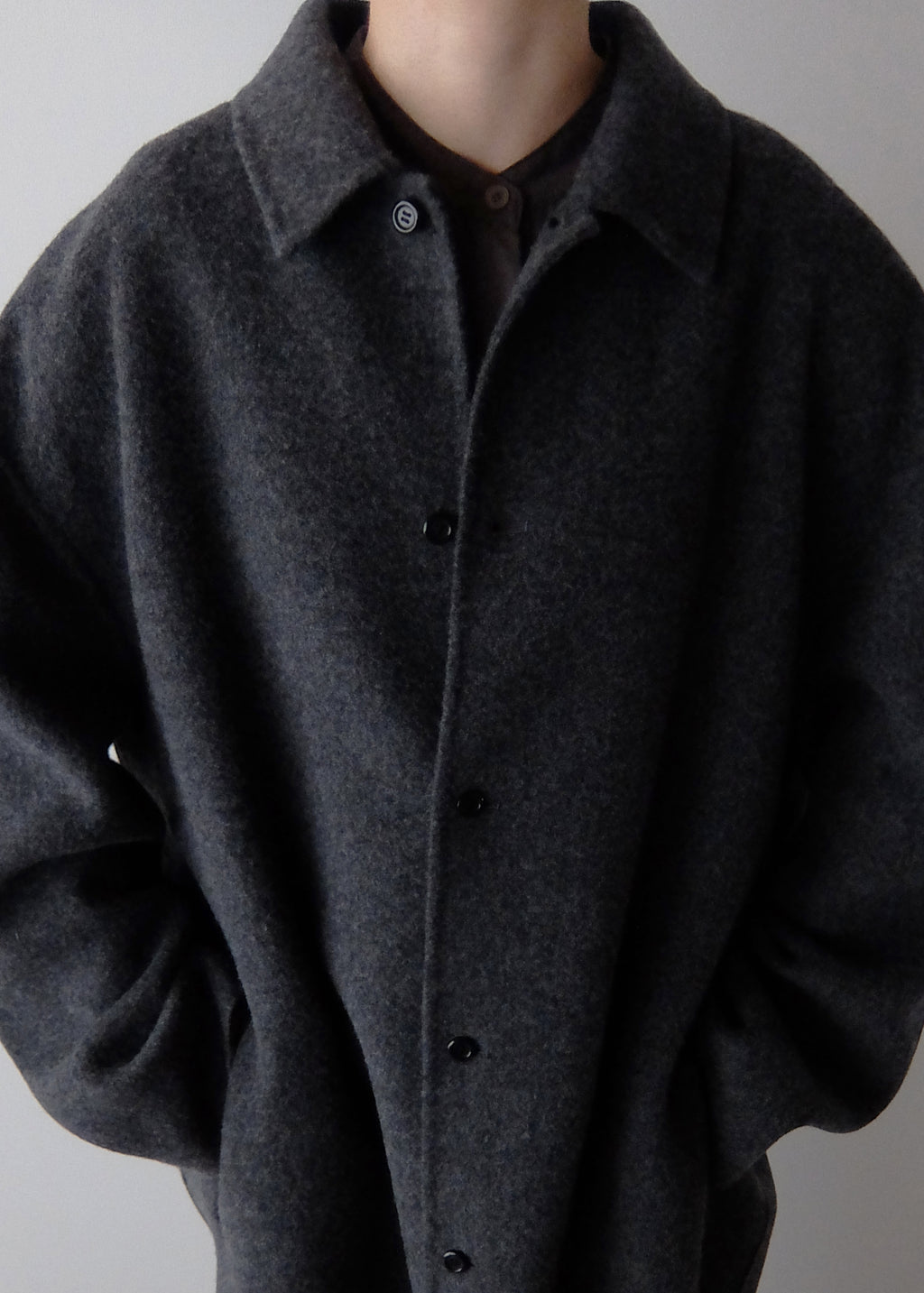 【Pre Order】Essone Coat (Charcoal)