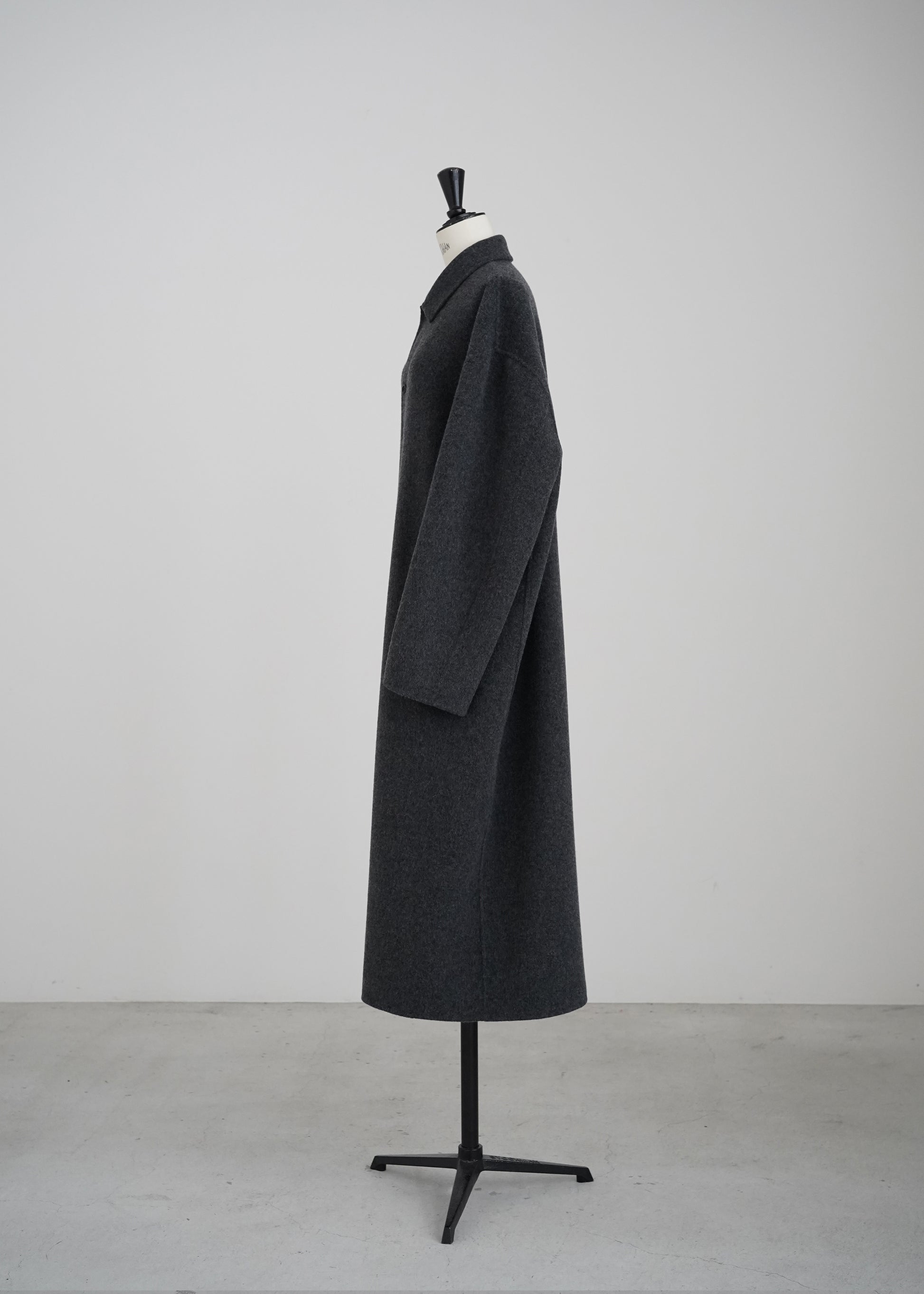 【Pre Order】Essone Coat (Charcoal)