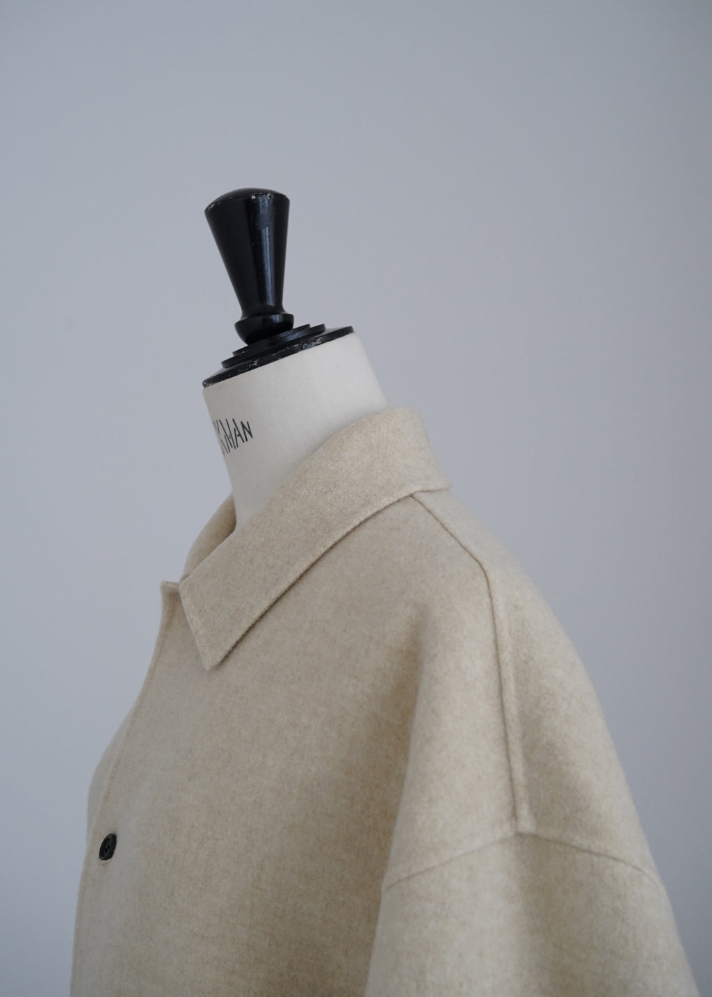 【Pre Order】Essone Coat (Ivory)
