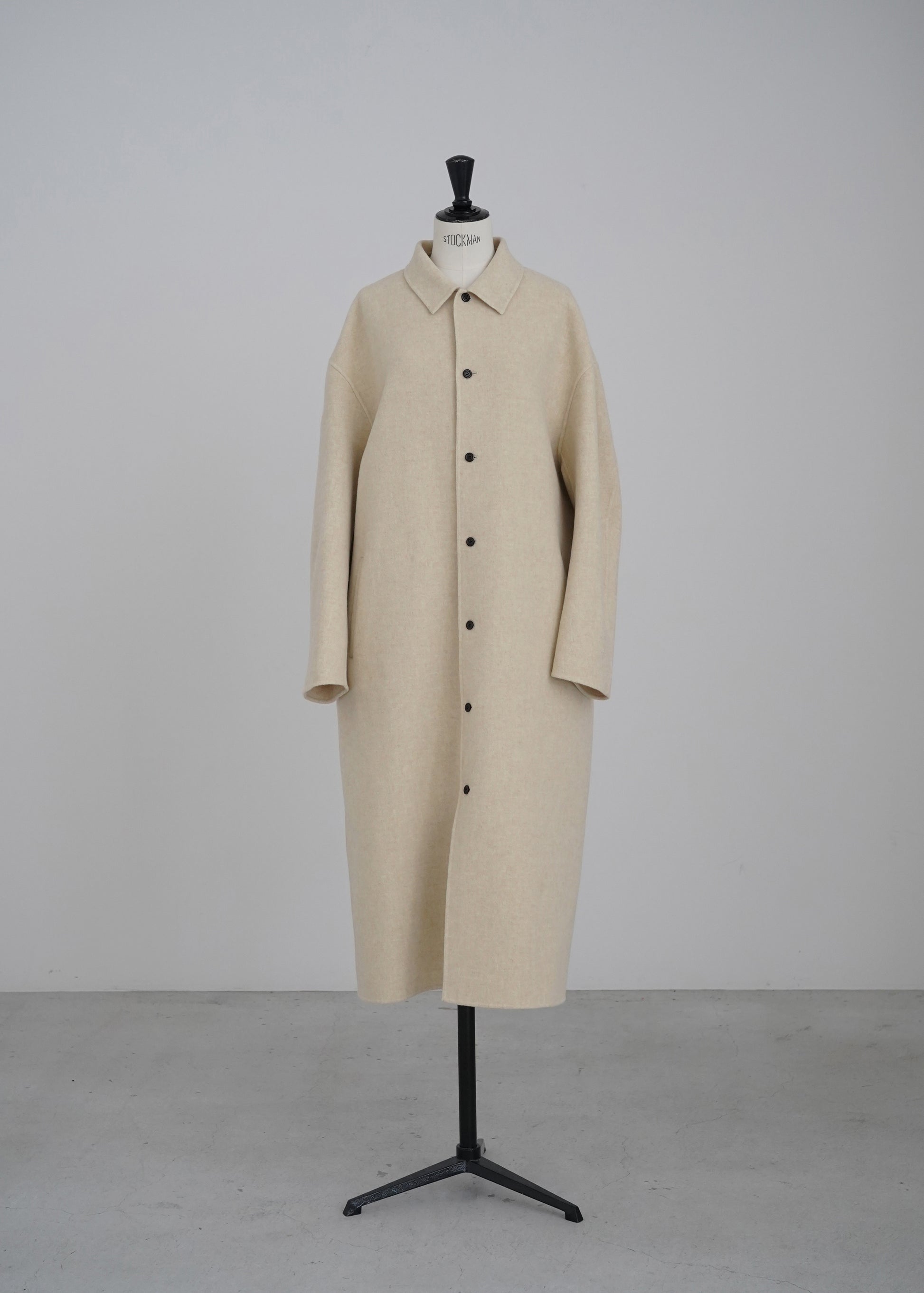 【Pre Order】Essone Coat (Ivory)