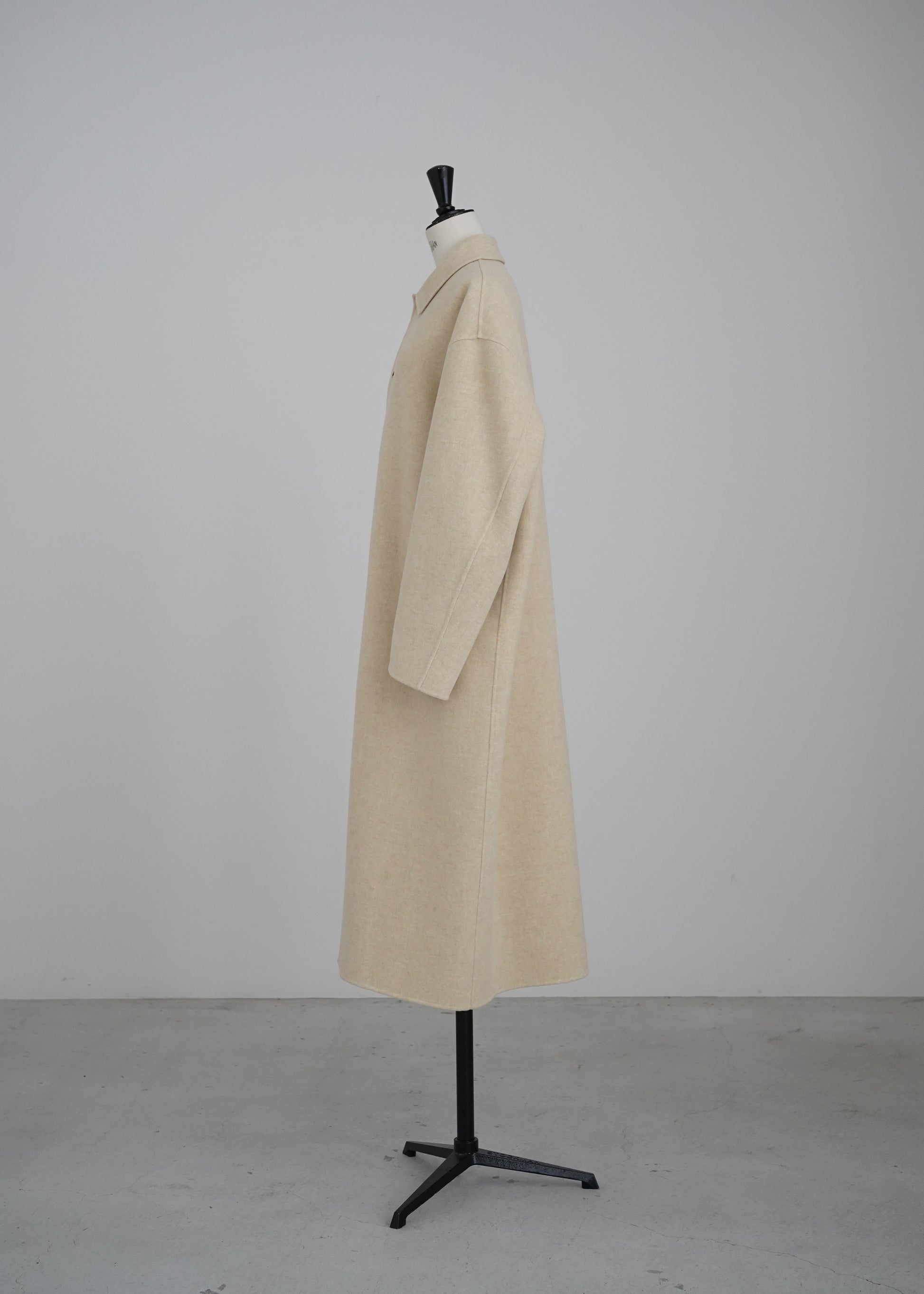 【Pre Order】Essone Coat (Ivory)