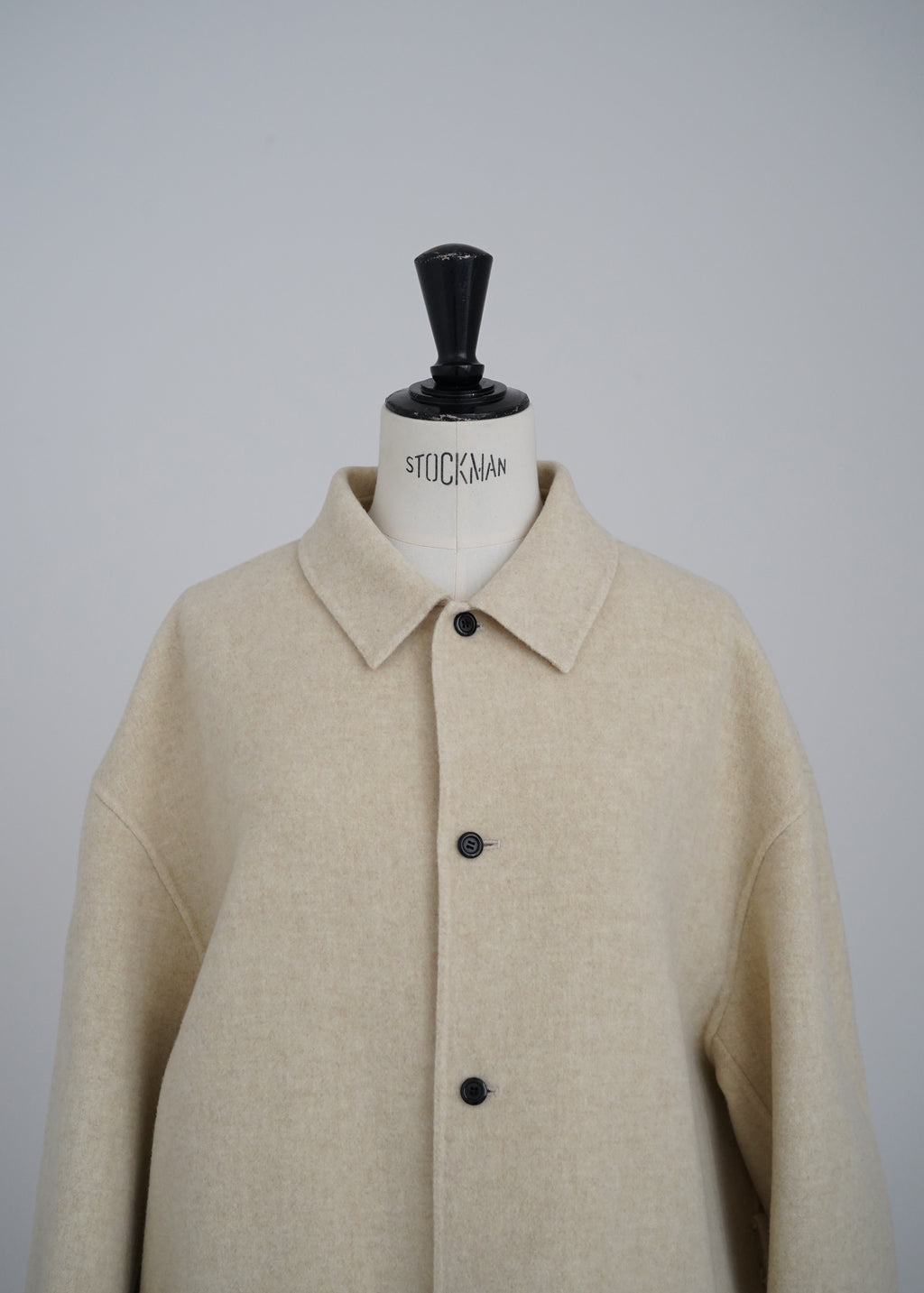 【Pre Order】Essone Coat (Ivory)