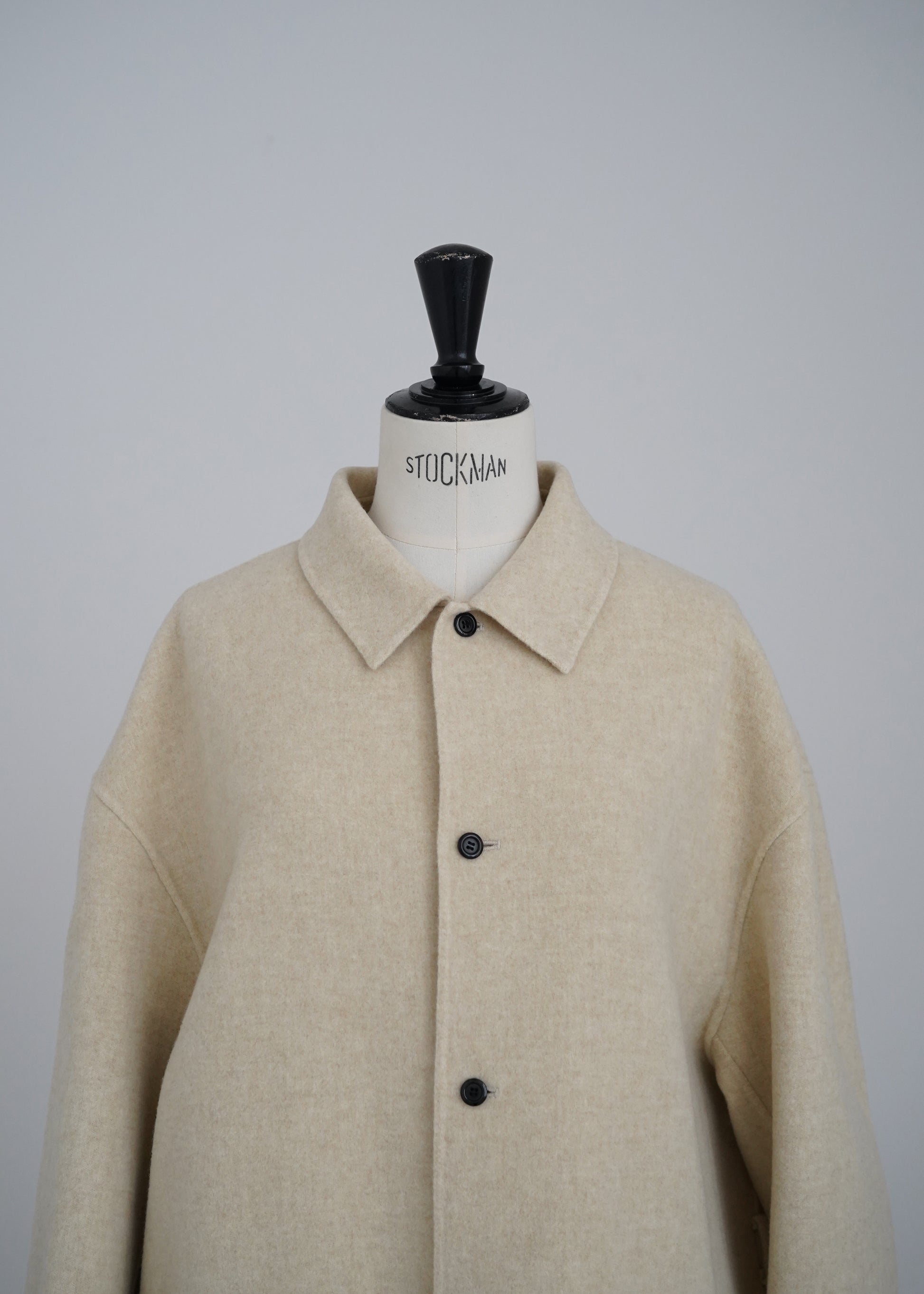 【Pre Order】Essone Coat (Ivory)