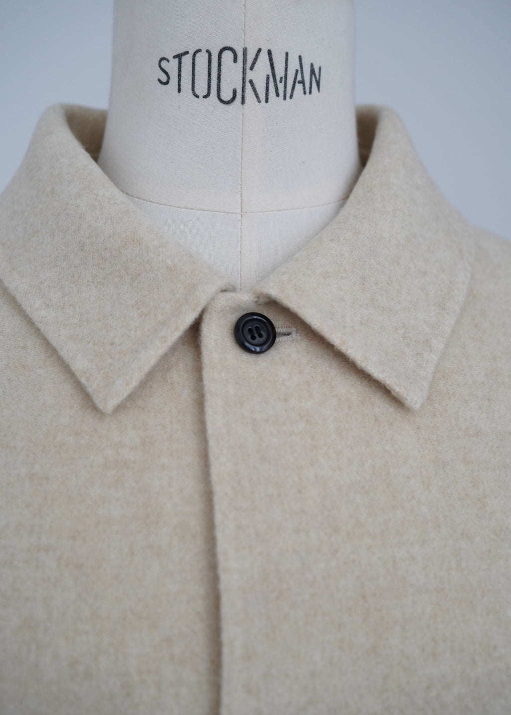 【Pre Order】Essone Coat (Ivory)